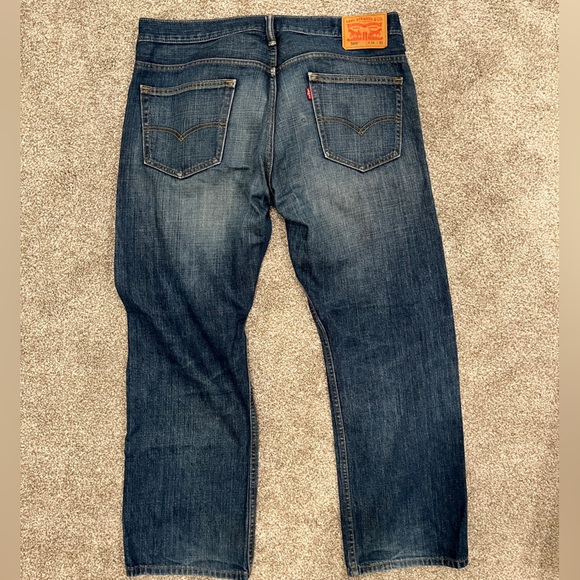 Levi’s 569 Loose Straight Fit Jeans - Picture 2 of 3